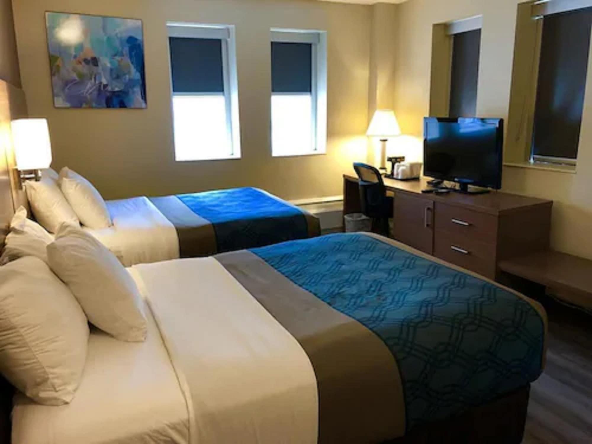 טורונטו Econo Lodge Inn & Suites Downtown מראה חיצוני תמונה
