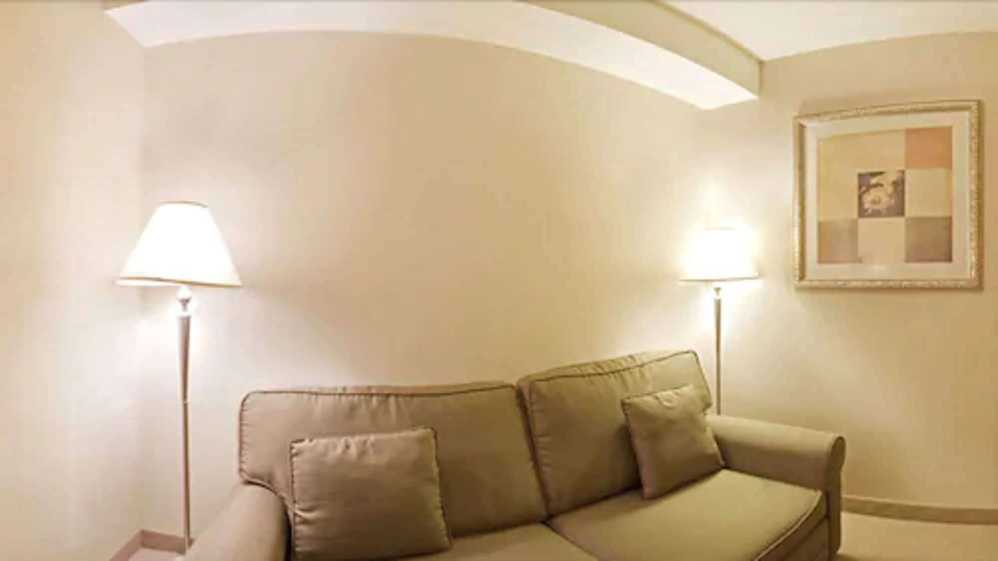 טורונטו Econo Lodge Inn & Suites Downtown מראה חיצוני תמונה