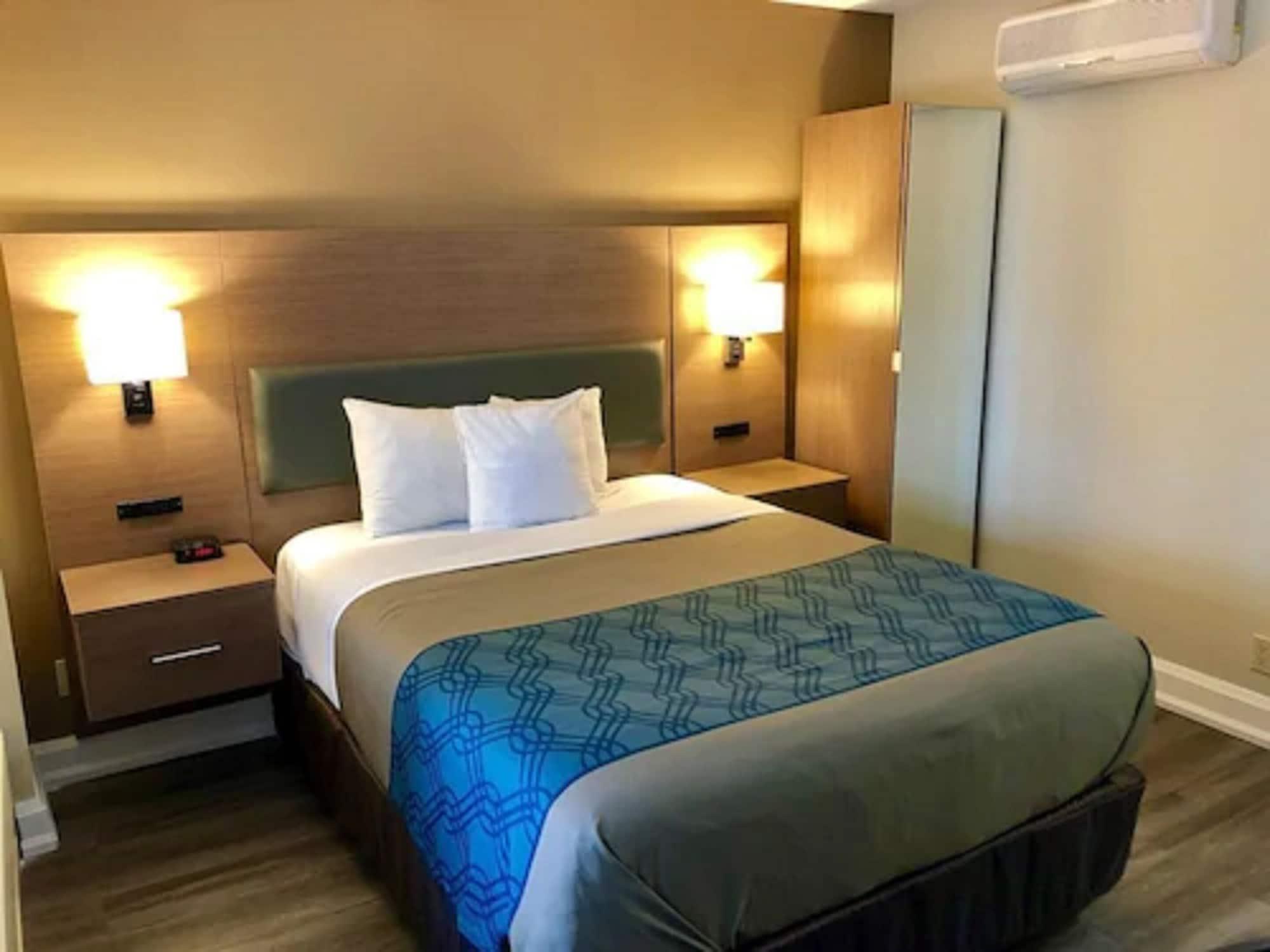 טורונטו Econo Lodge Inn & Suites Downtown מראה חיצוני תמונה