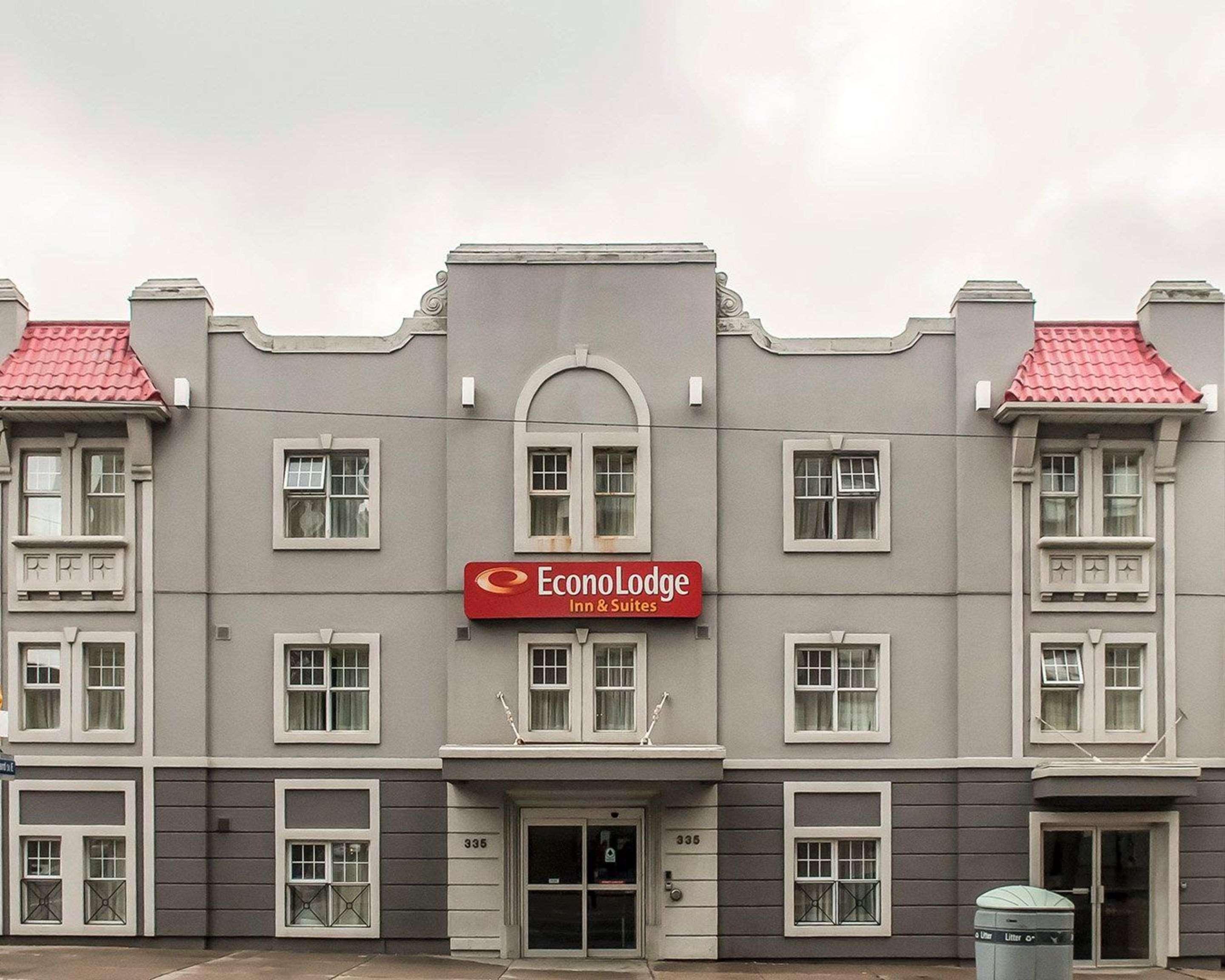 טורונטו Econo Lodge Inn & Suites Downtown מראה חיצוני תמונה