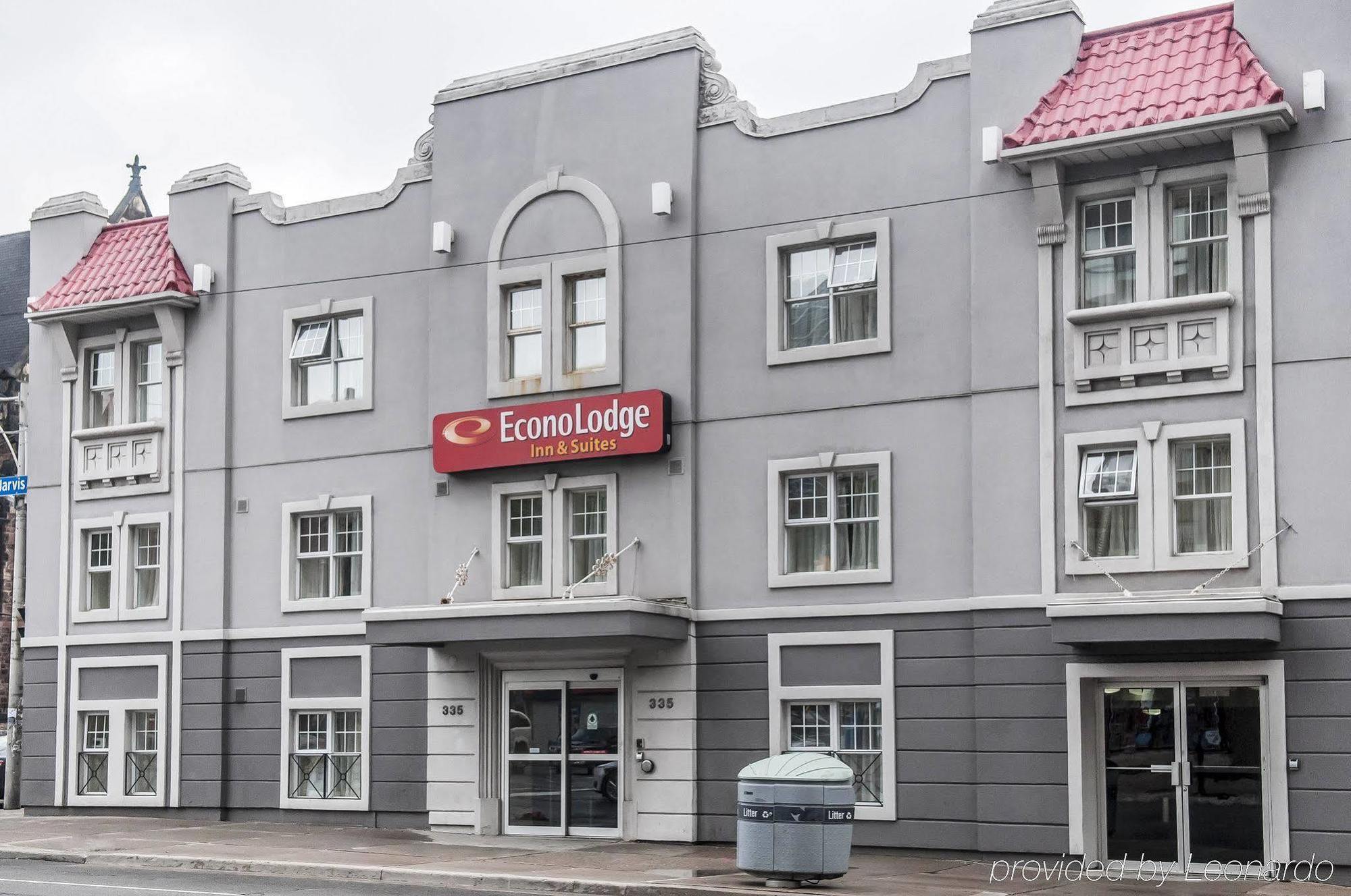 טורונטו Econo Lodge Inn & Suites Downtown מראה חיצוני תמונה